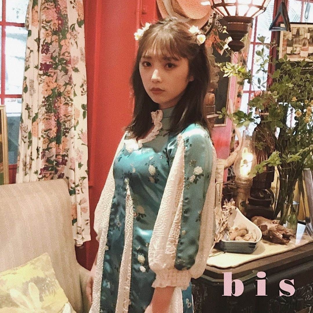 bis_web bis [ビス] のインスタグラム