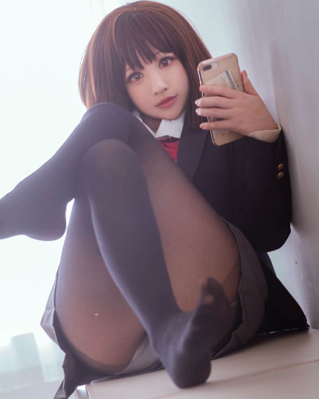 千尋のインスタグラム：「Mirutaitsu(みるタイツ) / moegi homi(萌黃ホミ) Patreon October Tier2 !!!last 4 days GET NOW> https://www.patreon.com/chihirosama  十月份的等級二是よむ老師的萌黃ホミ喔///// 剩下最後四天可以獲得//// 台灣購買 > https://ppt.cc/f7ZVDx 總覺得絲襪拍起來就是色色的呢?! 希望大家喜歡!!!! #Mirutaitsu #みるタイツ #cosplaygirls」