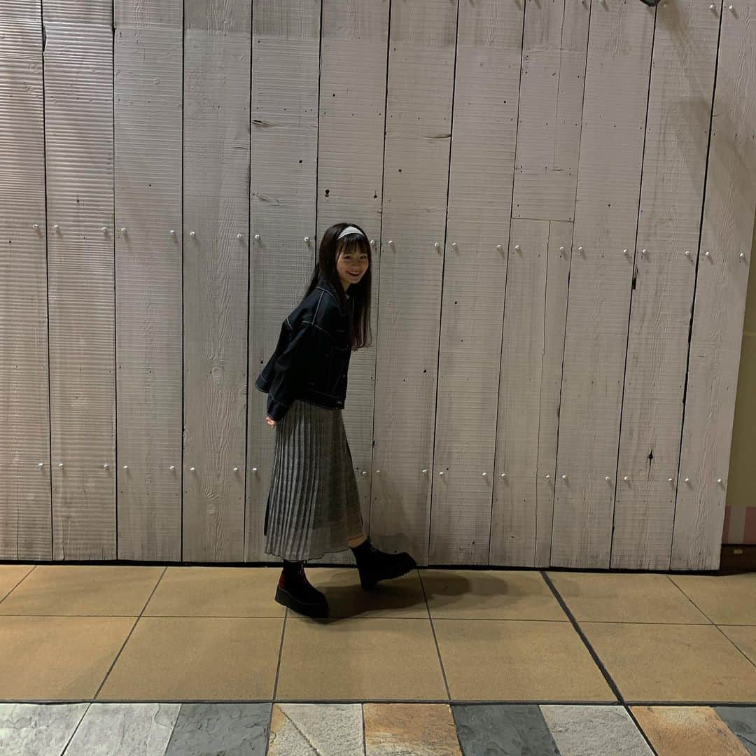 かれんのインスタグラム：「#かれんのくろーぜっと」
