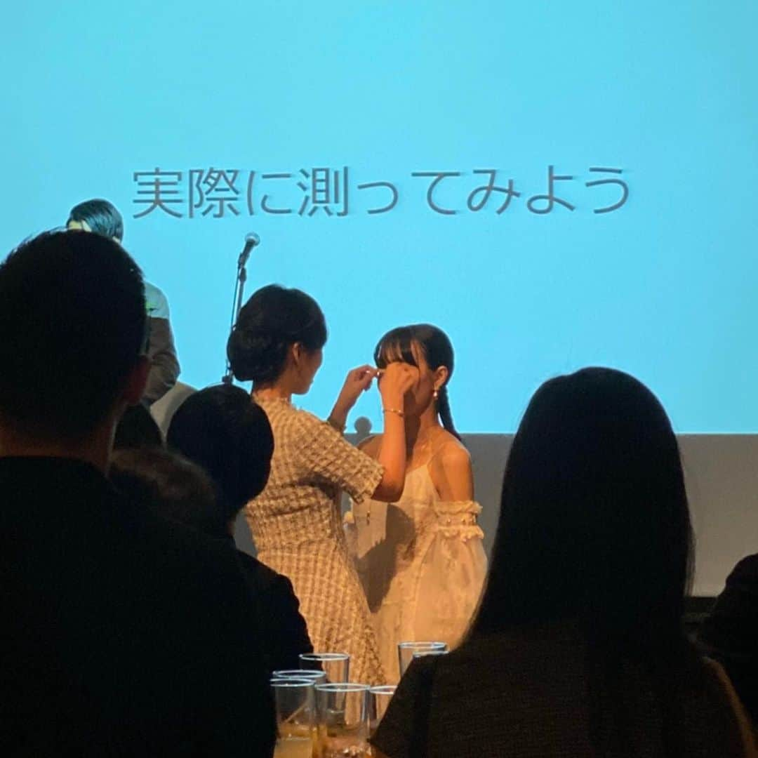 Ryoko Negishiさんのインスタグラム写真 - (Ryoko NegishiInstagram)「ずっと楽しみにしてた2人の結婚式💍﻿ ﻿ 大好きな2人が家族になるのってほんと素晴らしい、と思ってたら扉開いた瞬間大号泣しちゃった﻿ ﻿ 幹事をさせてもらった二次会は、大地たかつぐ司会の2人のおかげでうまくいって学生時代の友達にもたくさん会えて最高の1日だった﻿ ﻿ ほんっと末永くお幸せに🤤🌹 チルサンダーTは追加生産します」10月27日 21時08分 - ryokisss