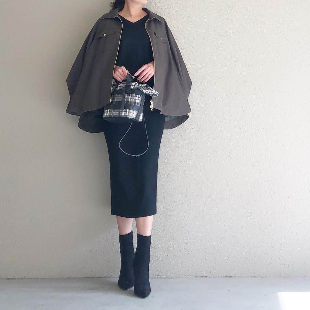 saaaay_kさんのインスタグラム写真 - (saaaay_kInstagram)「2019.10.28 coordinate♡ オールブラックにカーキのジャケット^ ^ ・ ・ ブラックのセットアップは着痩せ効果抜群✨ ジャケットのタグ切るの忘れてる💦 ・ ・ jacket.set up/ @stylebar.jp @emmataylor_ny  #stylebar#stylebarstyle bag.boots/ @charleskeith_jp」10月27日 21時16分 - saaaay_k