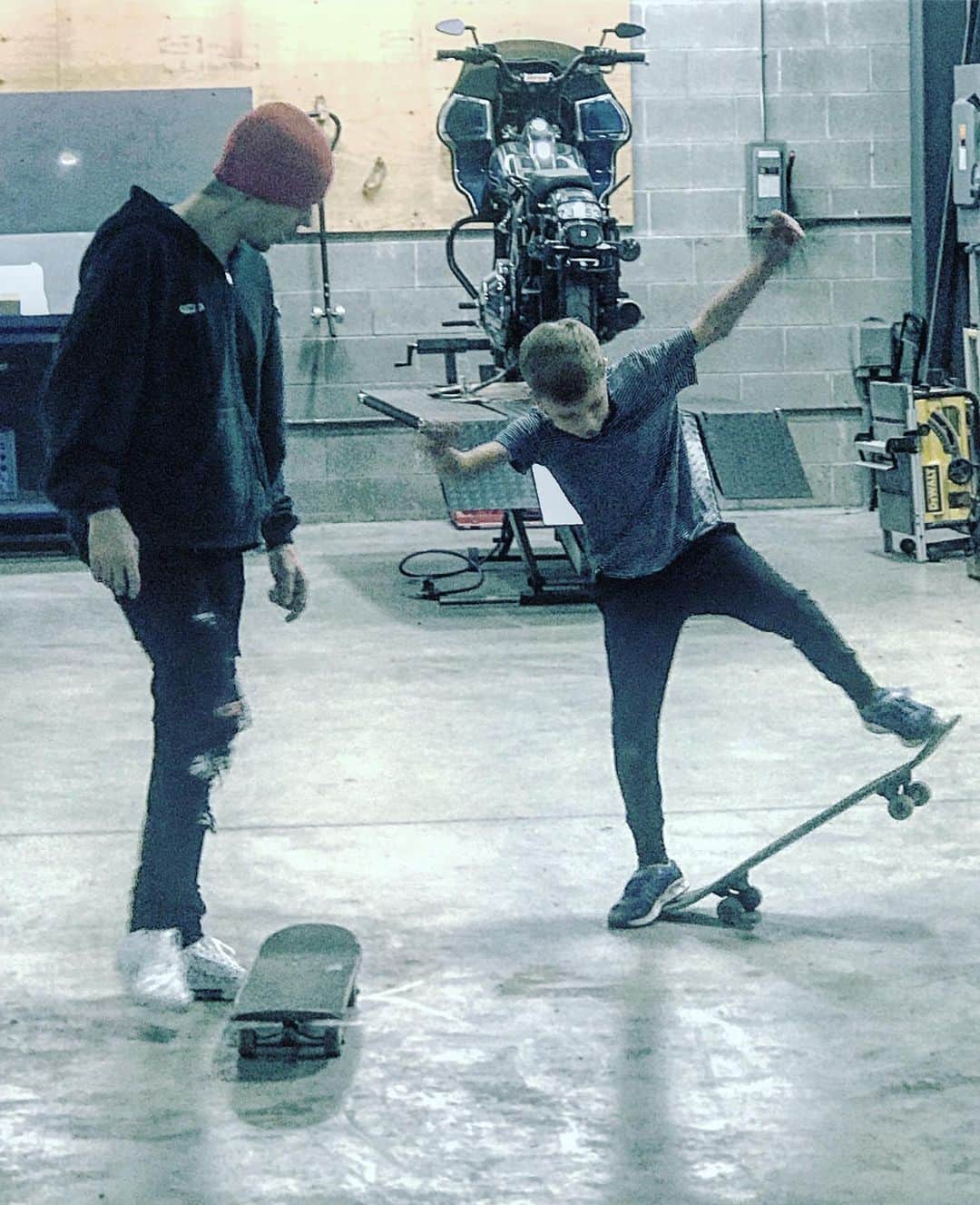 ジャクソン・ビーバーのインスタグラム：「Bro time @justinbieber」