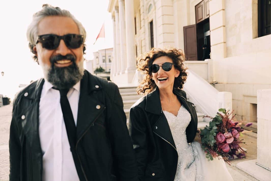 Mustafa Sevenさんのインスタグラム写真 - (Mustafa SevenInstagram)「Just married ♥️😍 @tubi_or_not Photo by @fethikaraduman」10月28日 0時16分 - mustafaseven