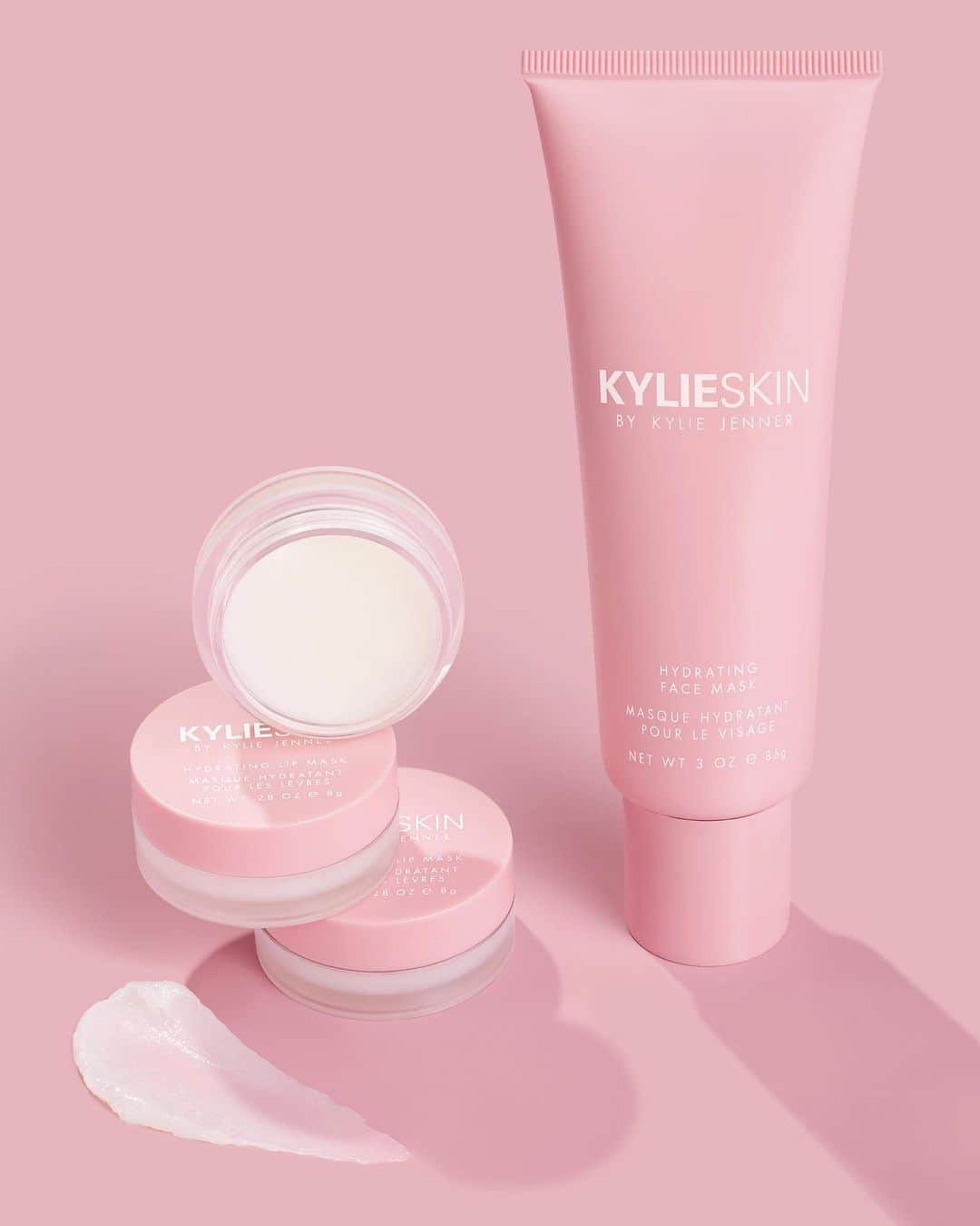 Kylie Cosmeticsさんのインスタグラム写真 - (Kylie CosmeticsInstagram)「NEW @kylieskin hydrating lip mask and hydrating face mask are launching tomorrow, 9am on KylieSkin.com 💕」10月28日 1時14分 - kyliecosmetics