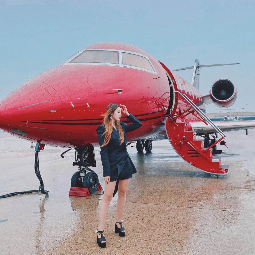 ポニーのインスタグラム：「@ArmaniBeauty #ArmaniBox」