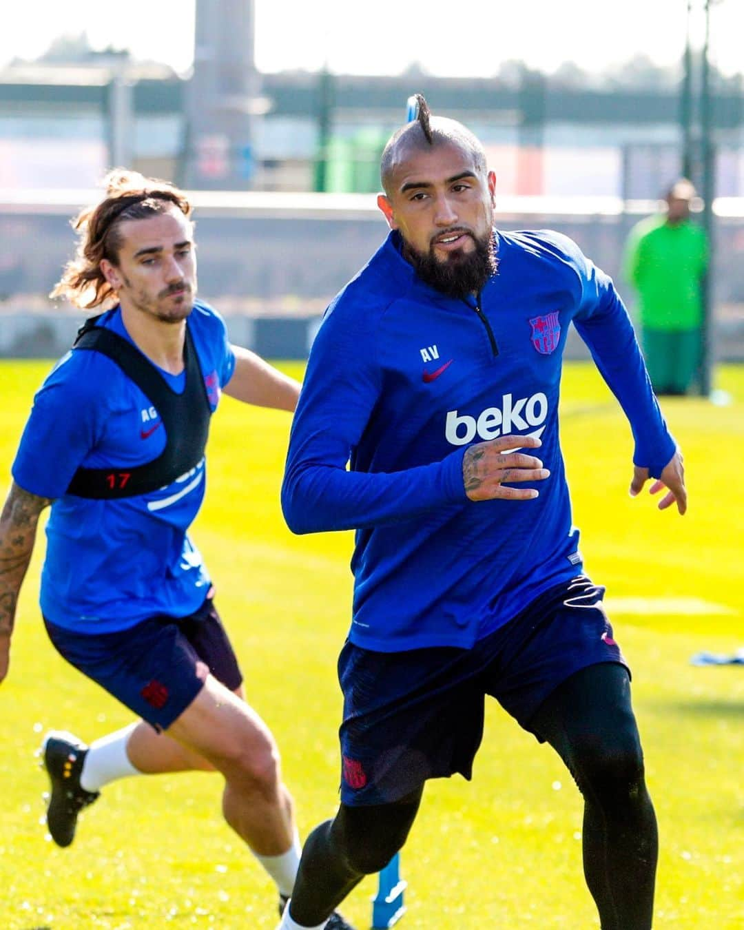 FCバルセロナさんのインスタグラム写真 - (FCバルセロナInstagram)「⚽️ Back to work! 💪 🔜 #BarçaValladolid」10月28日 2時12分 - fcbarcelona