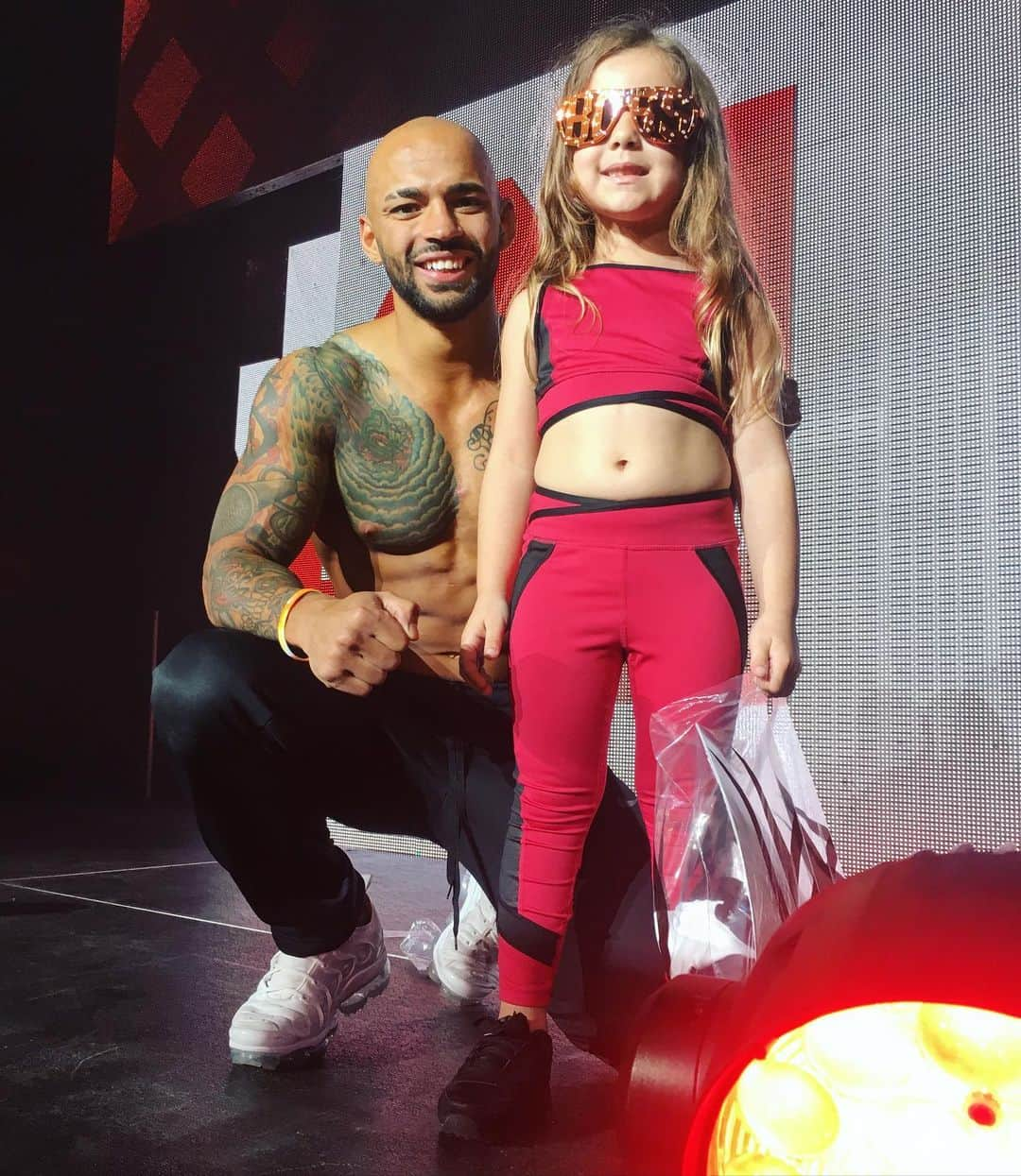 WWEさんのインスタグラム写真 - (WWEInstagram)「Last night’s Social Media Superstar of the Night winner was Sharlene!  Be sure to use the WWE hashtag when we come to YOUR town. You’ll be entered for a chance to meet some of your favorite superstars!  #WWEPuertoRico #WWELive  @kingricochet」10月28日 2時50分 - wwe