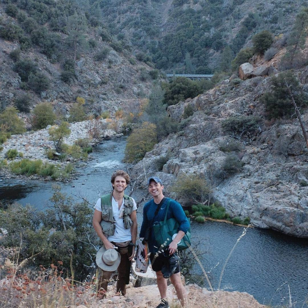 イアン・ハーディンクさんのインスタグラム写真 - (イアン・ハーディンクInstagram)「Ten years. They’ve been too short. Thanks for the friendship and the mountain-filled weekend b-king.」10月28日 4時07分 - ianmharding