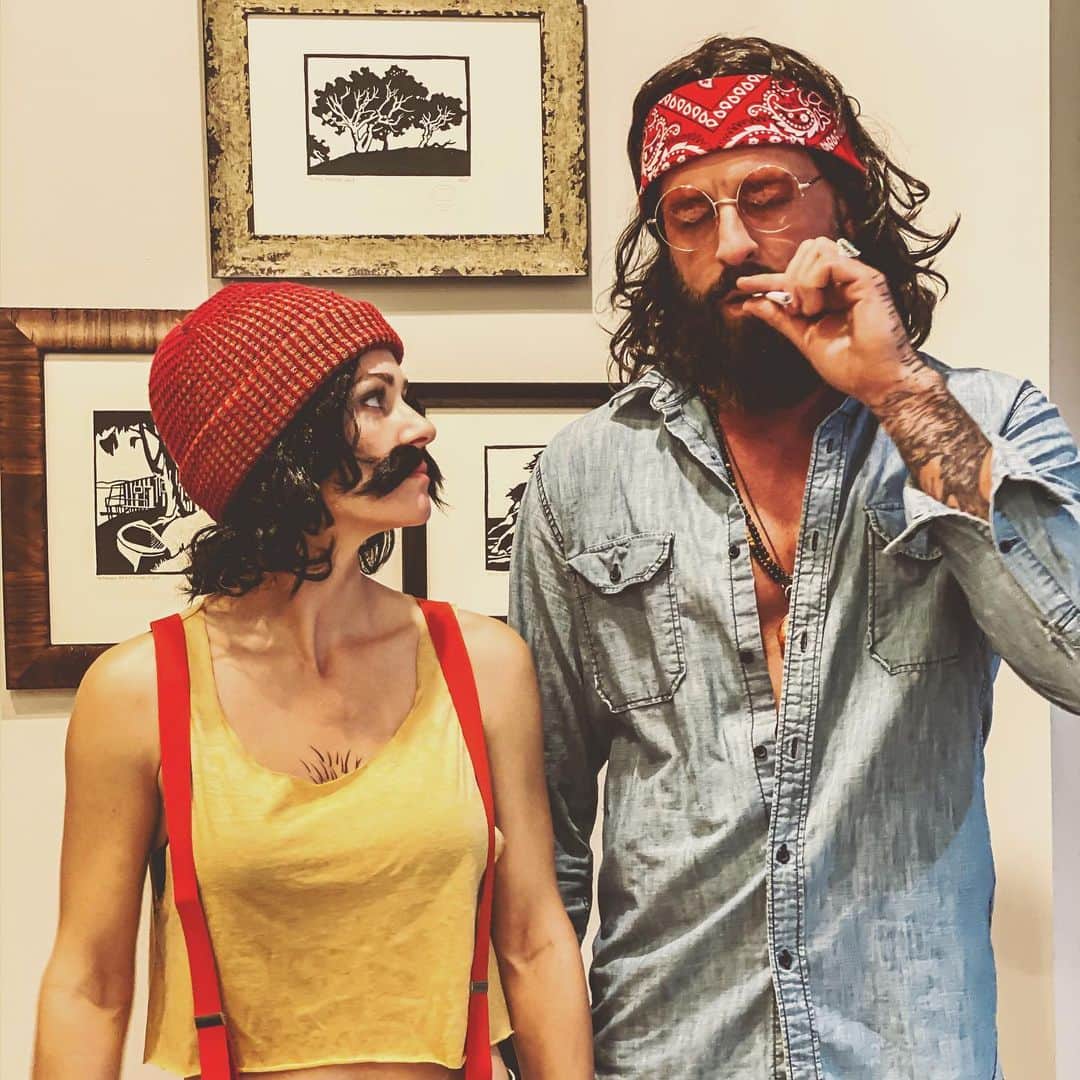 ネイサン・アンダーソンのインスタグラム：「For the kids. #upinsmoke #didntinhale #halloween #cheechandchong #bigspoonlittlespoon」