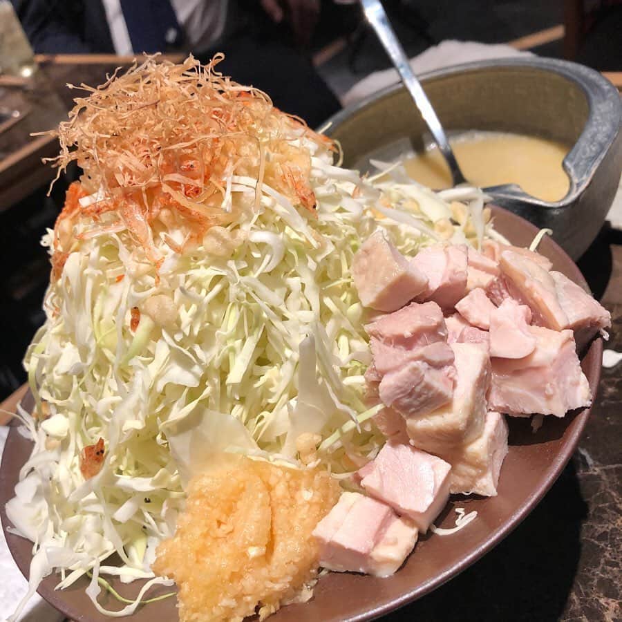 馬場典子さんのインスタグラム写真 - (馬場典子Instagram)「#もんじゃ は出汁を「食べる」ものを実感できるお店、 #渋谷スクランブルスクエア の#もへじ　さんのフレンチミックスの新店舗。オマール海老のビスクもんじゃ、マグロ頰肉、ぜひ！」10月28日 17時55分 - baba_channel