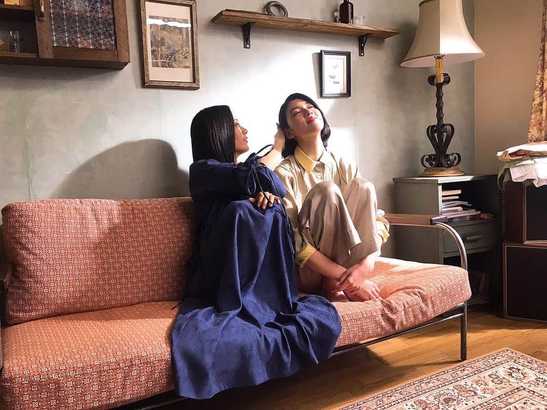 阿部純子さんのインスタグラム写真 - (阿部純子Instagram)「映画.com さんの記事が掲載されました☺︎✨ ・ みなさま、ぜひご覧くださいね💕☺︎ https://eiga.com/news/20191028/5/ ・ #2枚目のみよっちゃんの可愛さったら💕☺︎ @miyoshi.aa  @daughterscinema」10月28日 16時46分 - junkoabe_official