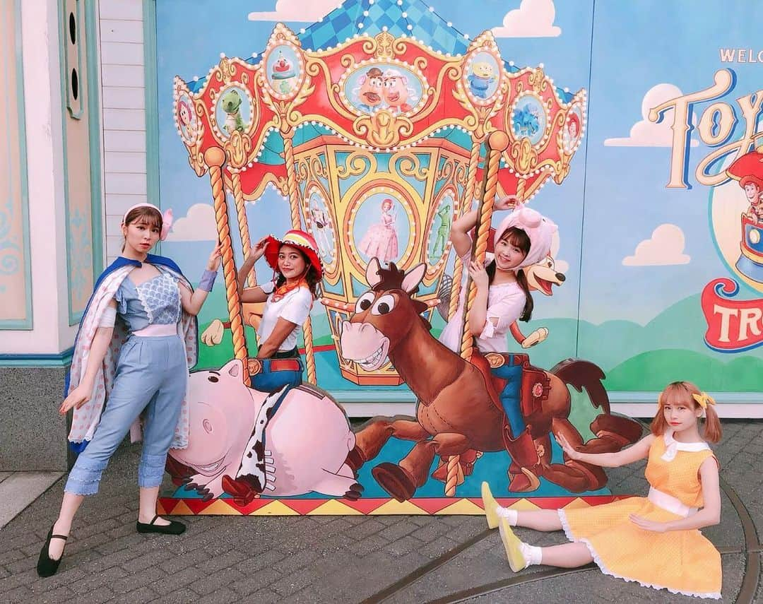 安斉奈緒美さんのインスタグラム写真 - (安斉奈緒美Instagram)「トイストーリー4見てないのに #トイストーリー4 #Dハロ #ディズニーハロウィン　#ディズニーシー　#disneysea #トイマニ　#ジェシーコーデ　#ナオミディズニー」10月28日 16時41分 - naomiyogachan