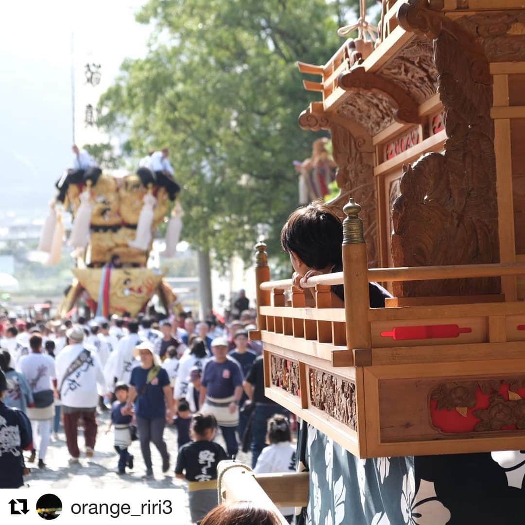 西条市さんのインスタグラム写真 西条市instagram みんなの 西条まつり19 こどもの特権 ねえ そこからは どんなふうに見えた Repost Orange Riri3 With Get Repost 特等席 愛媛県 西条市 西条祭り 石岡神社 石岡神社