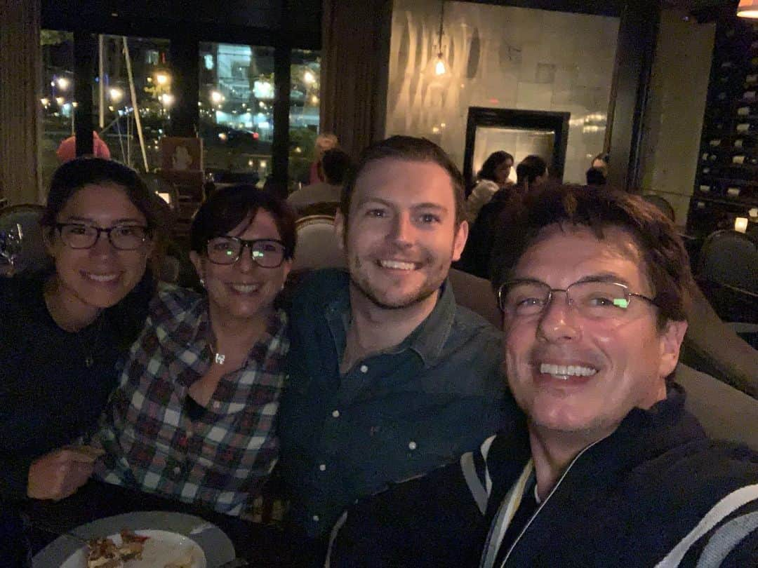 ジョン・バロウマンさんのインスタグラム写真 - (ジョン・バロウマンInstagram)「Having dinner in #Halifax after our cancelled flight and who walks up to our table? @gregbarrowman what are the chances... he is waiting for his ship to come in!! No kidding.. #wtf #fabulous #kismet jb」10月28日 10時21分 - johnscotbarrowman