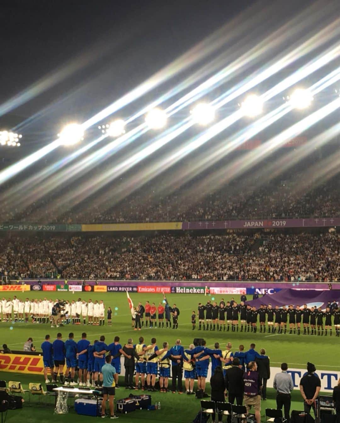 坪井保菜美さんのインスタグラム写真 - (坪井保菜美Instagram)「RUGBY WORLD CUP ご招待頂き、準決勝を観戦してきました🏉 会場に向かう途中、ここは海外か？と思うほど海外の方がたくさん。国際試合満載の雰囲気を楽しみながら、初めてのラグビー観戦に刺激たっぷり。 すごい盛り上がりでした👏🏻 ・ #rwc2019 #rwc #rugby #rugbyworldcup #japan #england #englandrugby #newzealand #semifinal  #リポビタンd #日本代表」10月28日 10時45分 - honamitsuboi