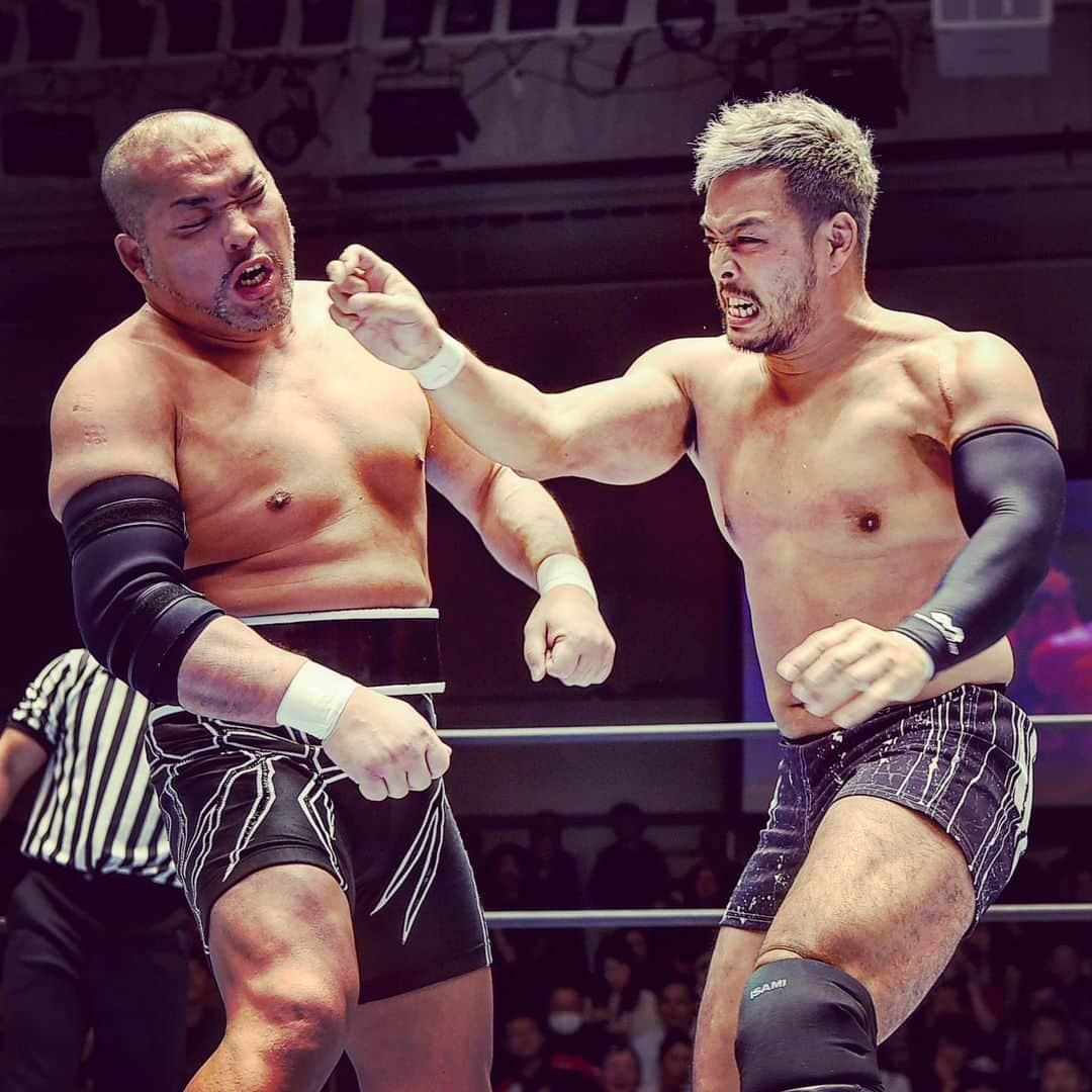 新日本プロレスさんのインスタグラム写真 - (新日本プロレスInstagram)「#KENTA vs #ISHII 🔥 Coming Soon!! #NJPST in #OSAKA!! #njpw #新日本プロレス #プロレス #後楽園ホール #石井智宏」10月28日 10時52分 - njpw1972