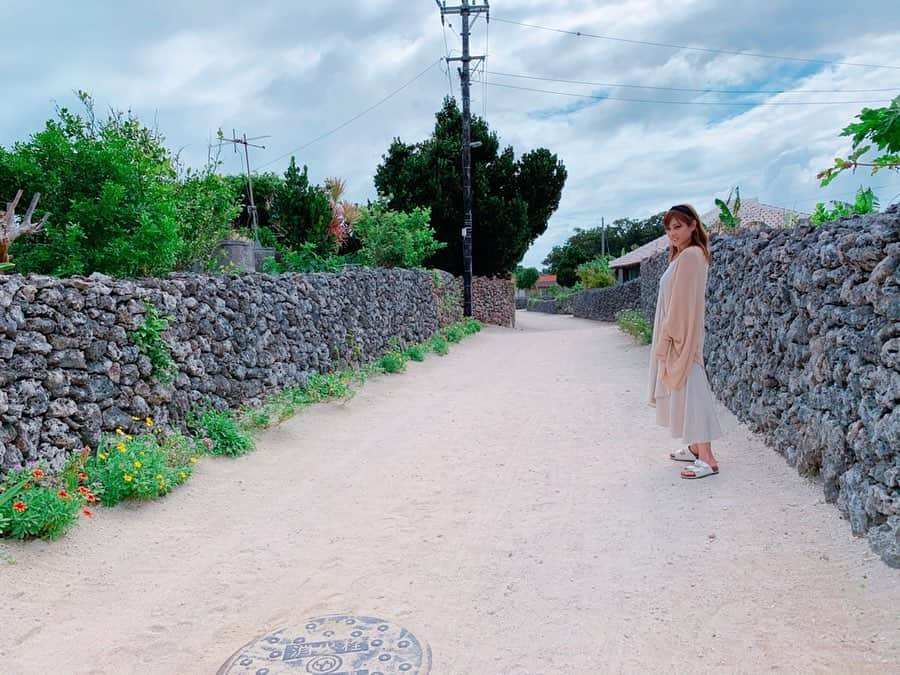 野田彩加さんのインスタグラム写真 - (野田彩加Instagram)「竹富島にも行ったよ☺️ お祭り？やってたよー✨✨✨ #竹富島　#離島　#種子取祭 #タナドゥイ　#伝統」10月28日 11時15分 - aya.205