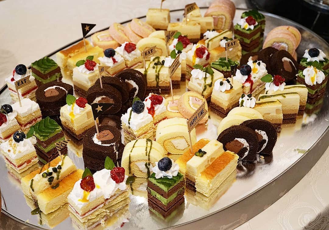 石関友梨のグルメインスタ