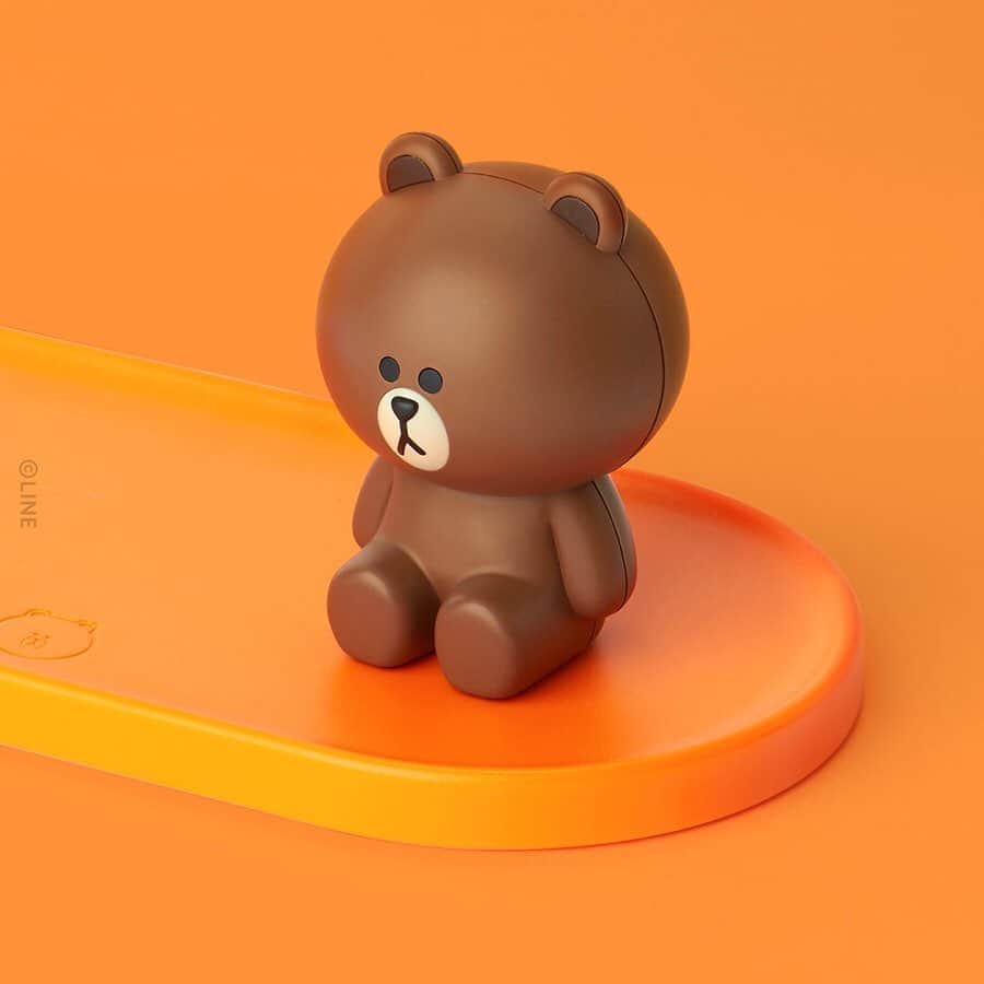 LINE FRIENDSさんのインスタグラム写真 - (LINE FRIENDSInstagram)「. Join us on a rediscovery of 🖋  LAMY l LINE FRIENDS  SPECIAL EDITION COMING SOON  #BROWN #SALLY #LAMY #DESK #PEN #LINEFRIENDS」10月28日 12時00分 - linefriends