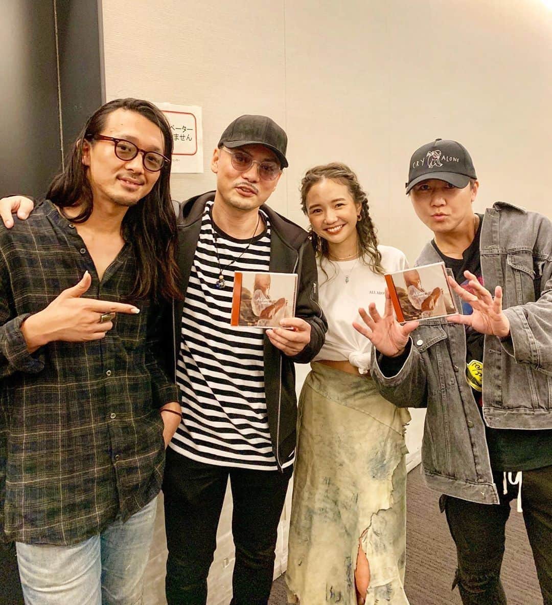 のインスタグラム：「✴︎ きーちゃんの笑顔で 愛が溢れた大成功ライブでした♪ . BABY KIY TOUR 2019 All about you . 握りしめた想い出 ずっと変わらぬままで 時代を超えて届け 永遠に君へ〜☆ . #BABYKIY #あの夏の #大成功」