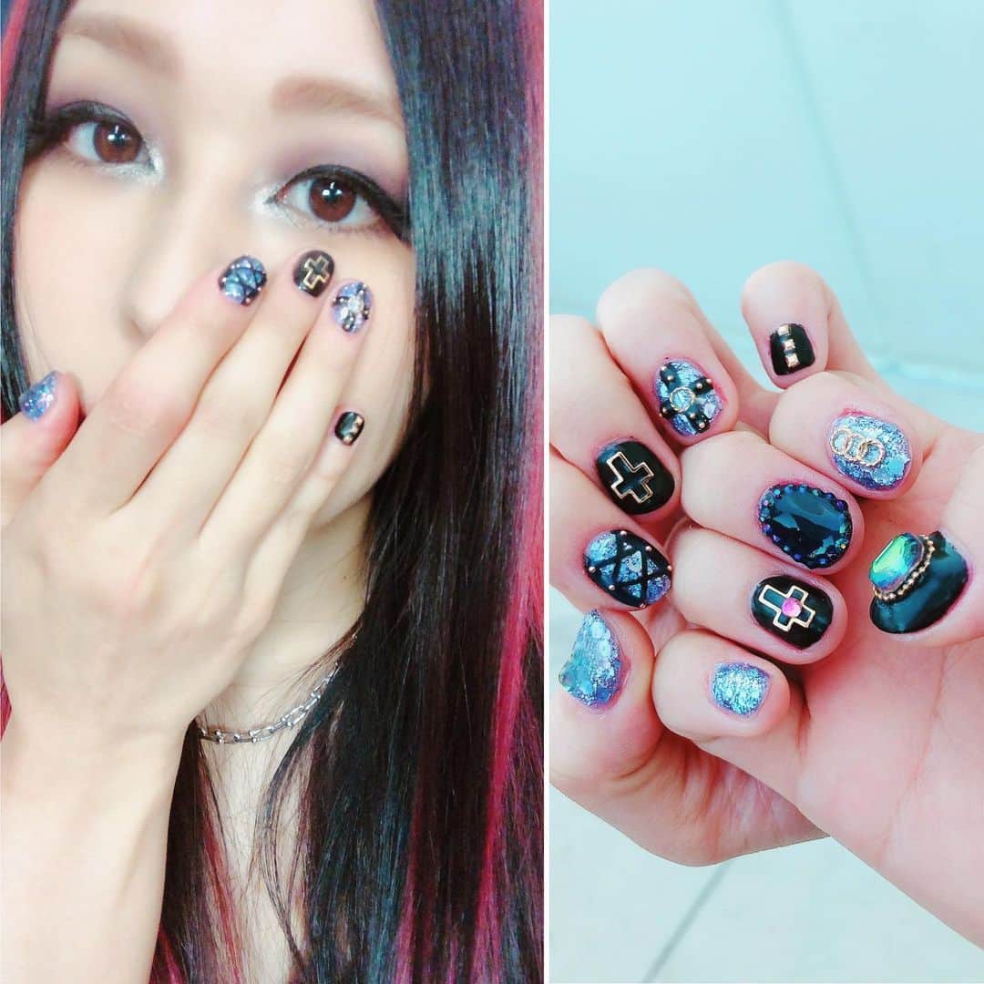 のインスタグラム：「I 🖤 nail art.  #nails  #nailart  #ネイル好き  #やみかわいい」