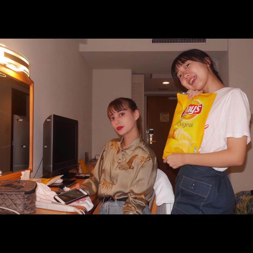 のインスタグラム：「サイコウな4日間^ ^  . . #okinawa #instalove #bff #f4f」