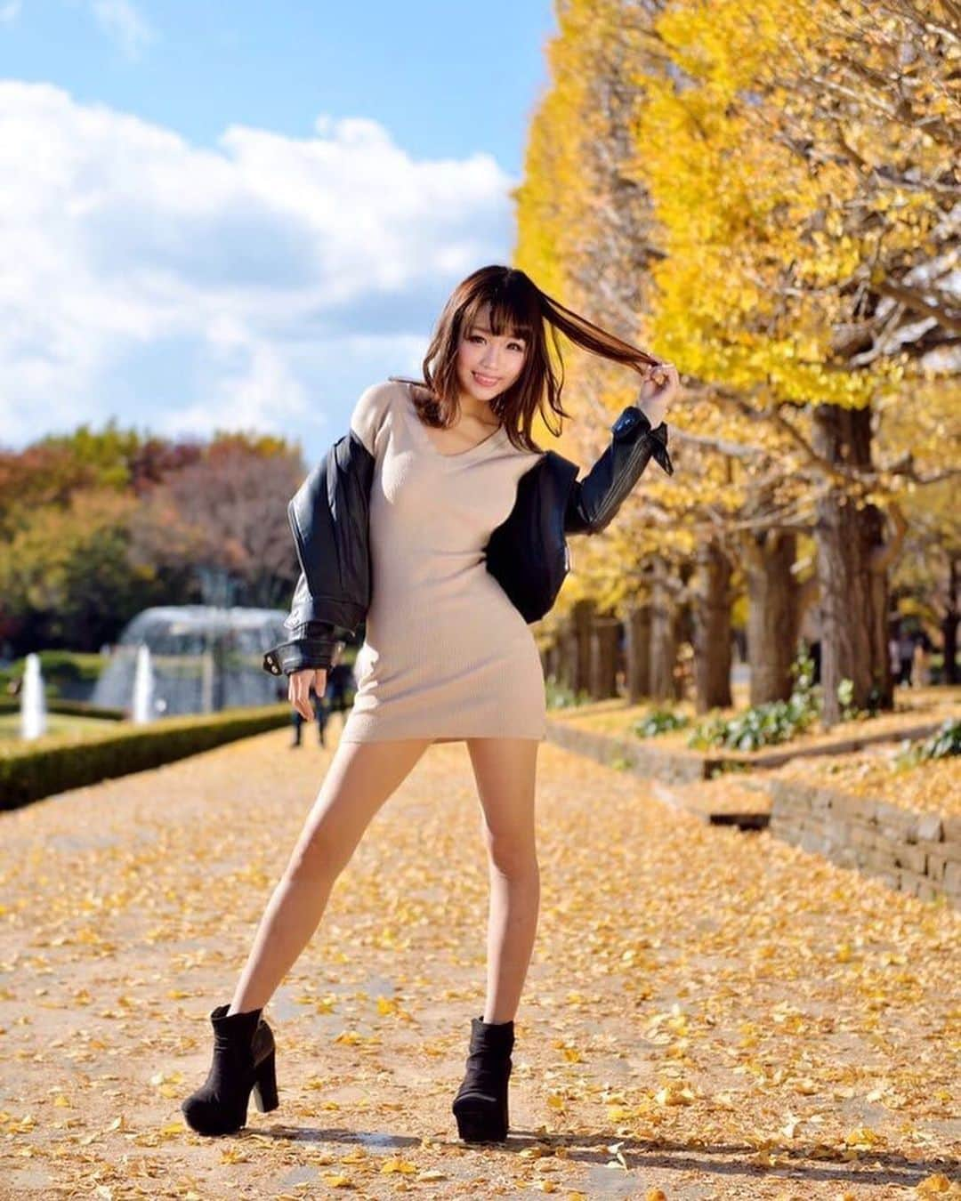 akane...さんのインスタグラム写真 - (akane...Instagram)「紅葉が待ち遠しい、、！ 、 、 、 Photo by TAKAさん 、 、  follow me ❤️ #写真 #ファインダー越しの私の世界 #photo#portrait #ポートレート  #楽しい#ヘルプマーク #Japan#撮影会#japan#日本#一眼レフ #portraits#인물#인물사진#picoftheday #photography #好き#love #pic#picture #モデル#followme#インフルエンサー#ファッション#コーデ#ヘアモデル」10月28日 12時34分 - akane.nekoneko