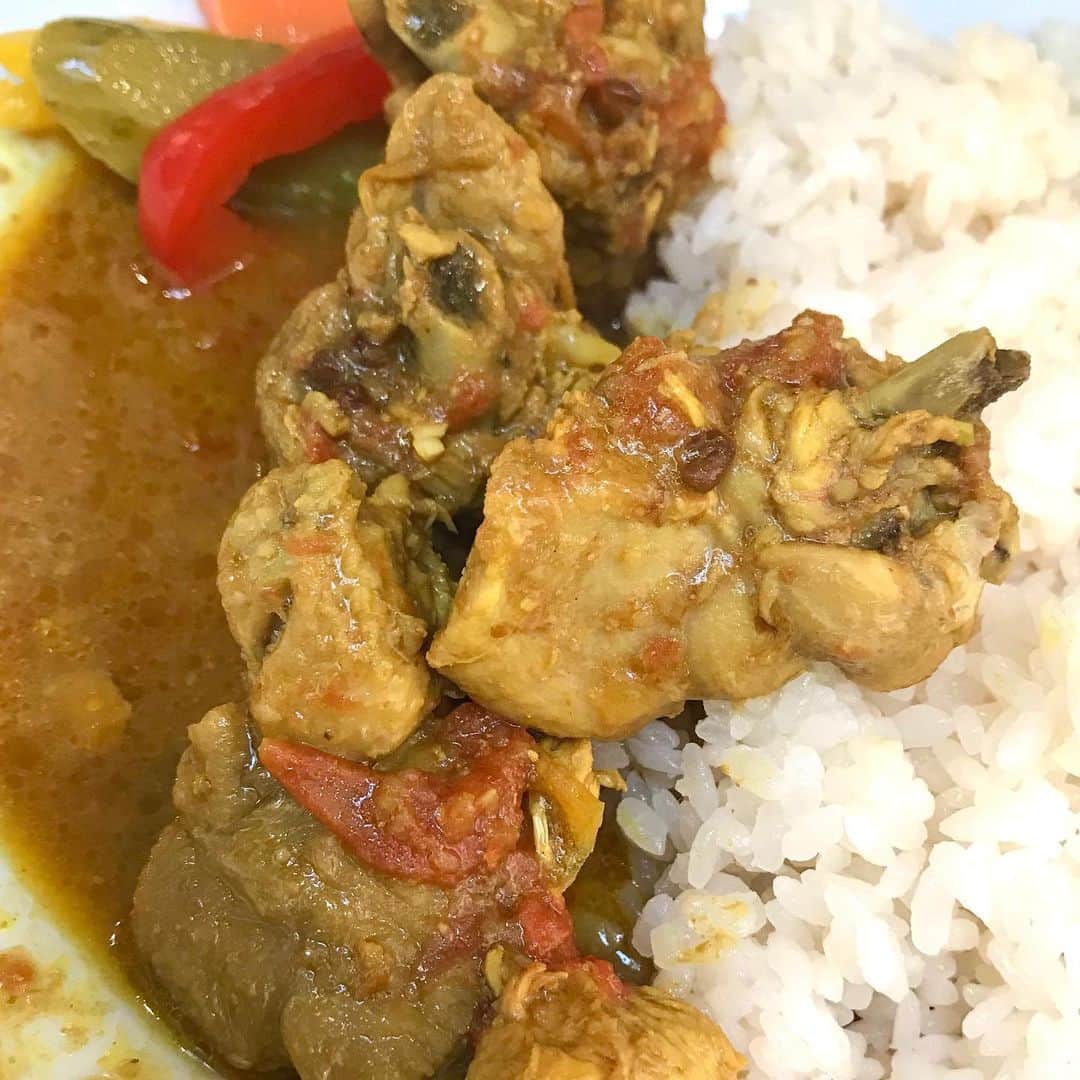 江口寿史のインスタグラム：「ポヨのカレーやっと食べれた。 カレーフェスのスタンプゲットー笑」