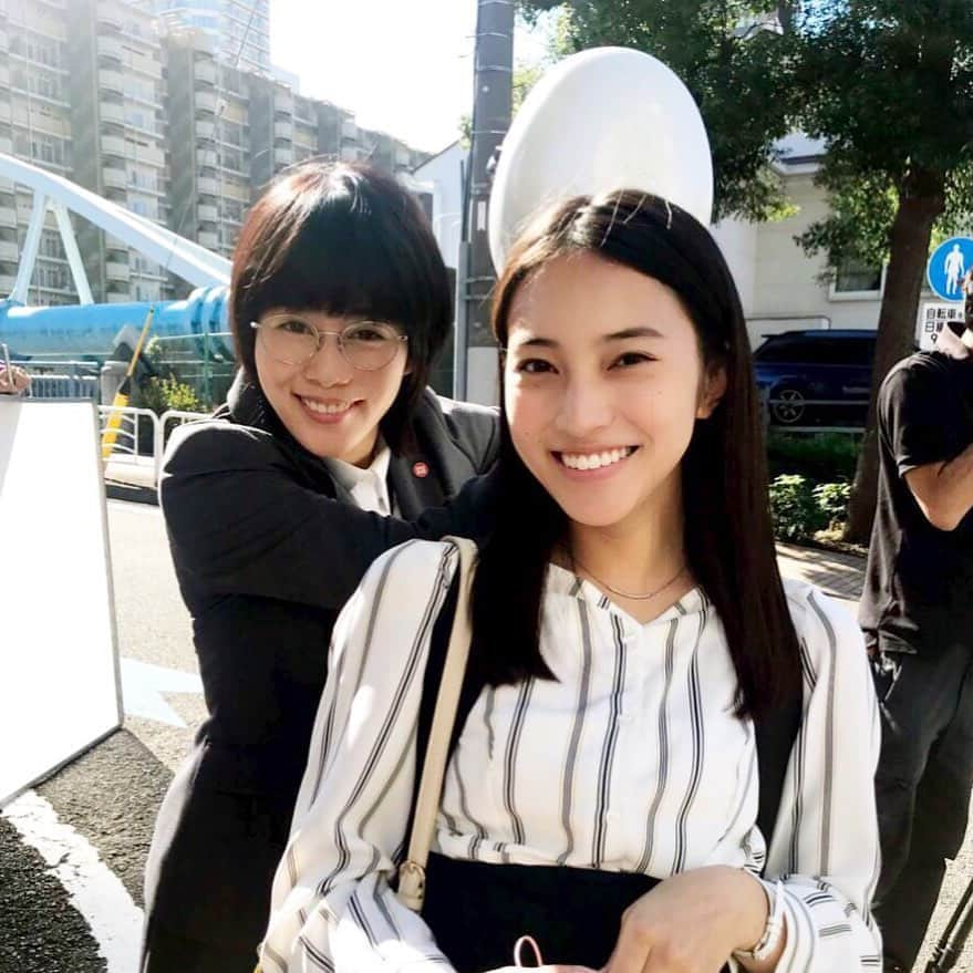 日本テレビ「同期のサクラ」さんのインスタグラム写真 - (日本テレビ「同期のサクラ」Instagram)「🌸#同期のサクラ 第4話に、いとちゃんが‼️🌸 昨日のチェロの持ち主… それは #久保田紗友 さん(@kubotasayu )でした✨ #いとちゃん の2年後だったりして…🤔🌟 どこで出てくるかは #10月30日 のオンエアで📺 #過保護のカホコ #カホコといとちゃん #じゃなくて #サクラと…⁉️ #高畑充希」10月28日 13時42分 - douki_sakura