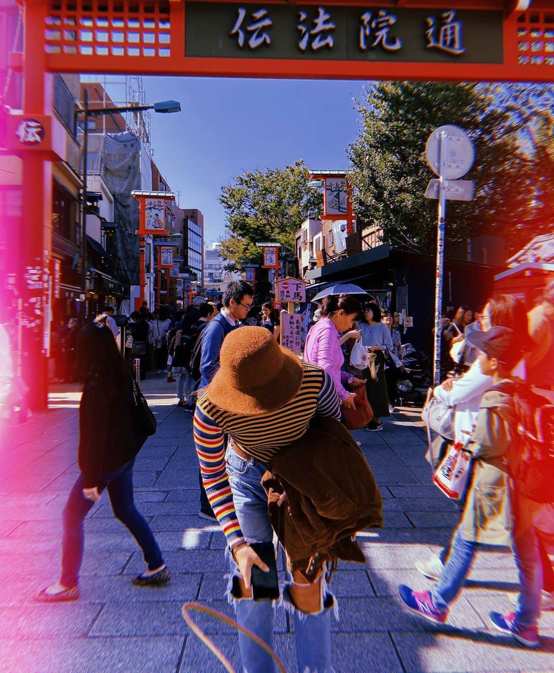 野呂玲花さんのインスタグラム写真 - (野呂玲花Instagram)「#reikasoutfit 🖤 👒 @urbanoutfitters 👕 ZAFUL 🧥 Forever21 👖 @americaneaglejp」10月28日 14時11分 - reikanoro