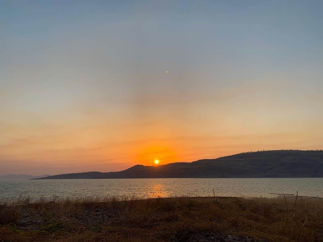 アルメン・アブディのインスタグラム：「Kimberley Outback Tour.  What an experience 🐊 🦘 🐸  #tourkimberley」