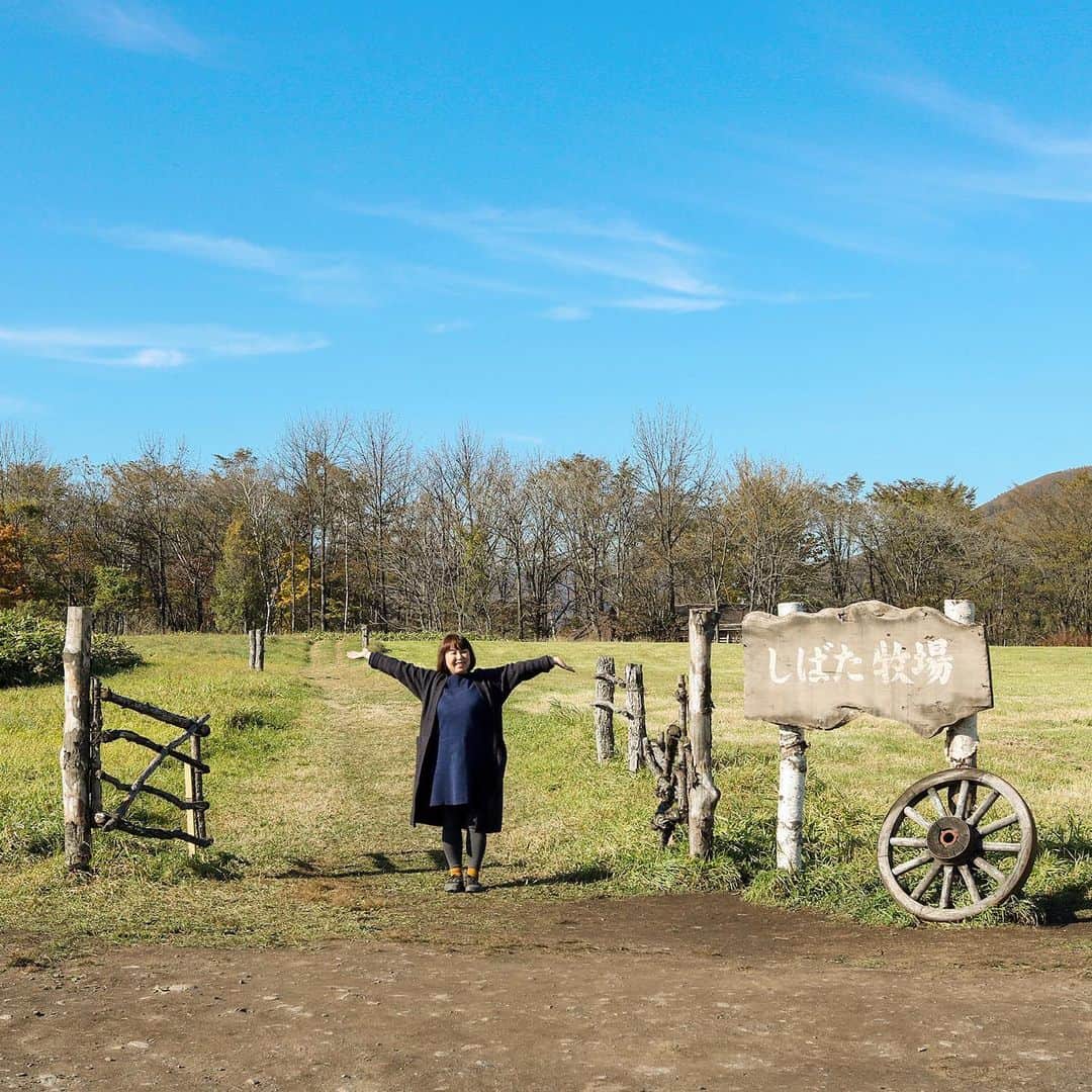 KEINA HIGASHIDEさんのインスタグラム写真 - (KEINA HIGASHIDEInstagram)「「なつぞら」しばた牧場へ。  #なつぞら #北海道 #十勝 #しばた牧場」10月28日 14時24分 - keina_higashide