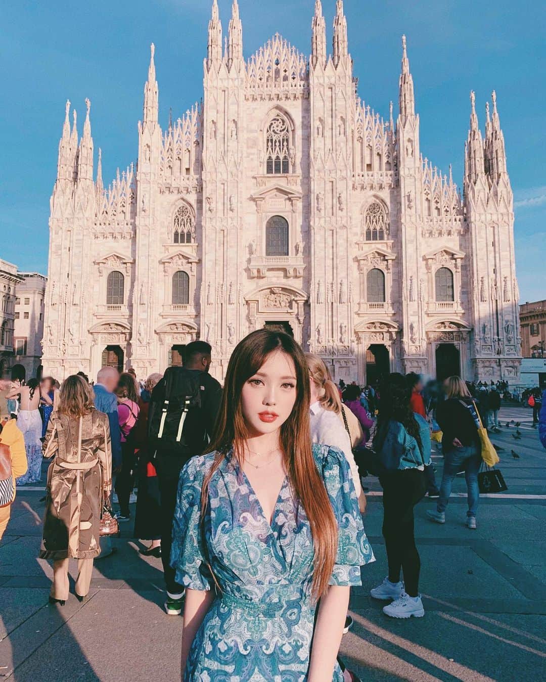 ポニーのインスタグラム：「🕊🕊🕊」