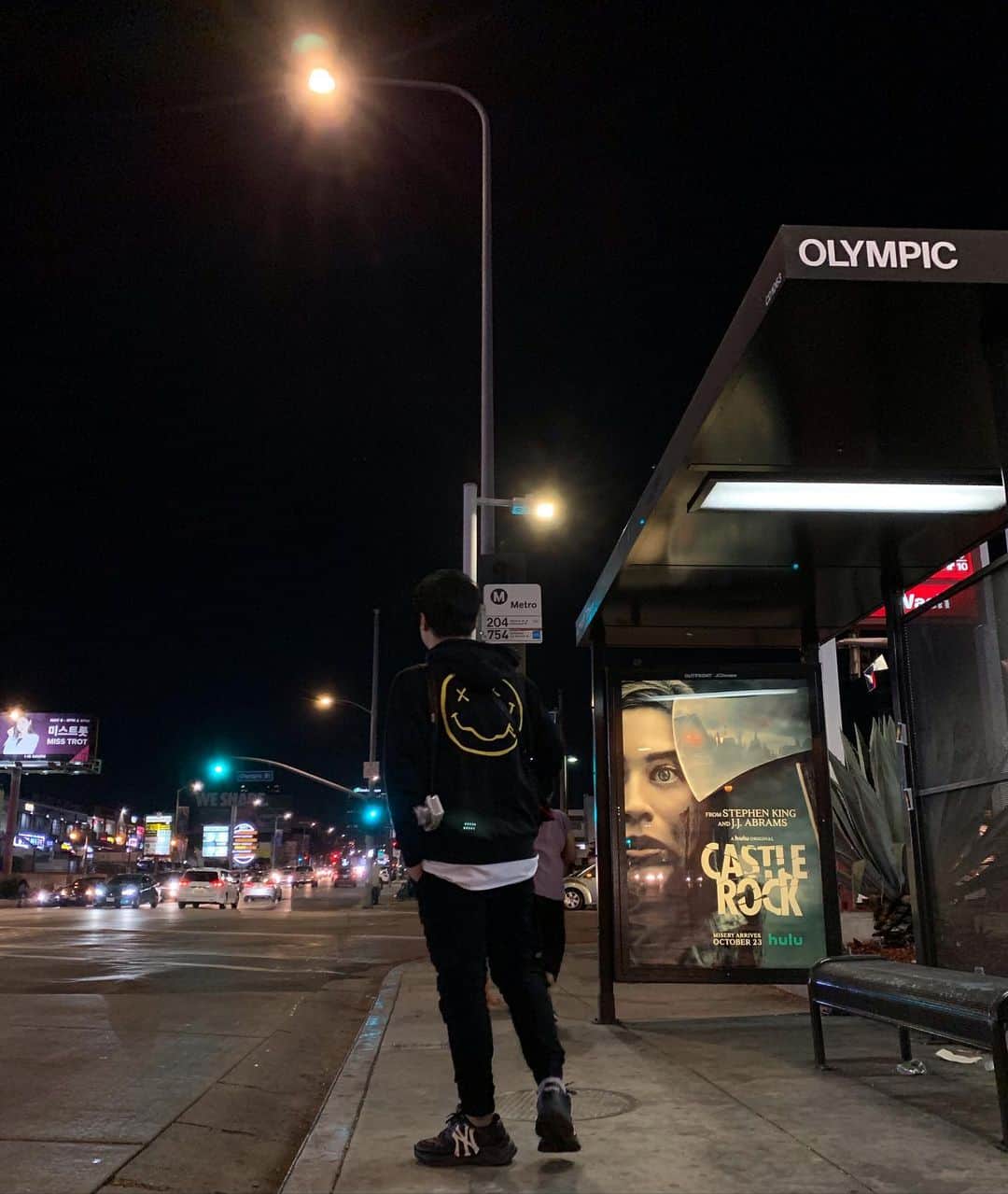 Jongkook Shinさんのインスタグラム写真 - (Jongkook ShinInstagram)「Bus always said ‘stop requested’ 🚌 . . . #LA#LosAngeles#Metro#LAMetro#Bus#USA」10月28日 16時03分 - jongkookshin