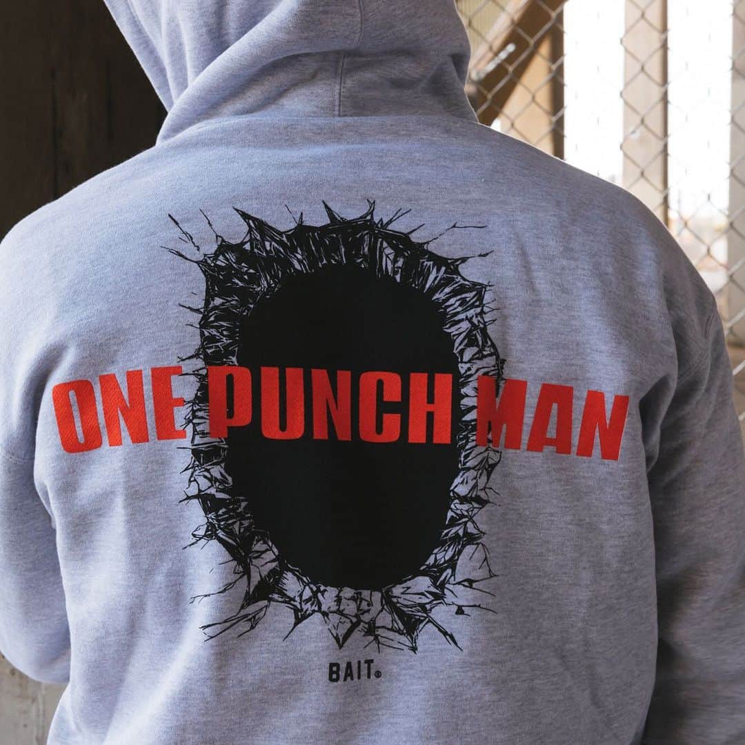 HYPEBEASTさんのインスタグラム写真 - (HYPEBEASTInstagram)「@hypebeaststyle: @baitme is once again teaming up with the popular manga series @onepunchman_official for a character-focused collection. Swipe to take a look at some of the graphic tees, sweats and long-sleeves. The capsule is available now at all BAIT Chapter stores and online. Photo: BAIT」10月28日 16時19分 - hypebeast
