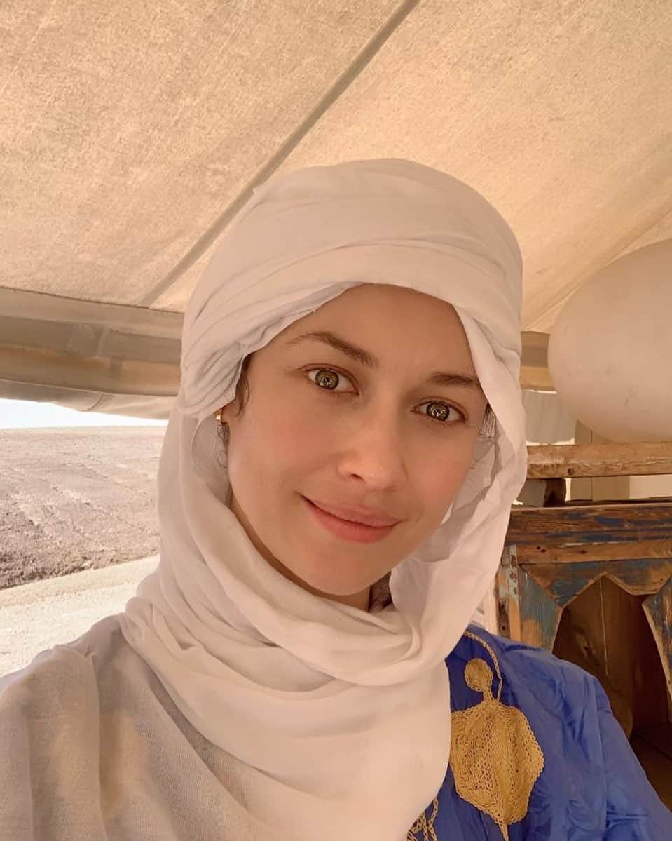 オルガ・キュリレンコさんのインスタグラム写真 - (オルガ・キュリレンコInstagram)「Happy Monday from Morocco. My last Monday off work before Christmas! Всем хорошего понедельника! Мой последний нерабочий понедельник до самого Рождества. _______________________________________________________ #каникулы #пустыня #Holidays #Morocco #Desert」10月29日 2時33分 - olgakurylenkoofficial