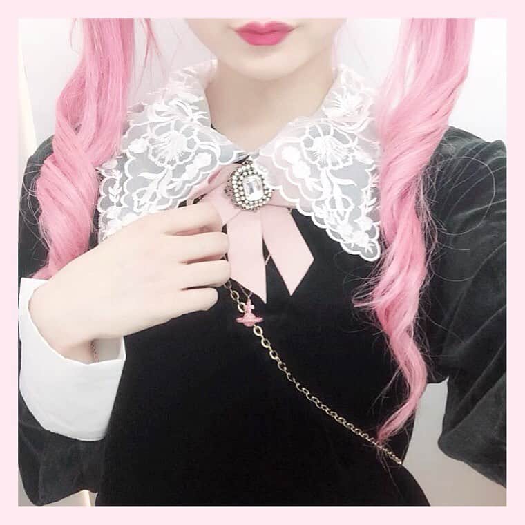 胡桃兎愛のインスタグラム：「私が思う可愛いをもっとうまく表現したり形にできるようになりたいな、 憧れの人の本を読んだり見てたらもっと頑張ろうってなりました頑張ります！！！」