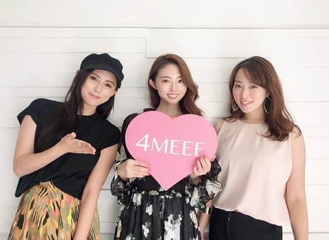 松田唯花さんのインスタグラム写真 - (松田唯花Instagram)「『4MEEE』で、ボディケア用のベストコスメを紹介しました✨ * 『4MEEE』はありささん(私の左にうつっている美人さん)と初めて会ったときに知って、まだ美容ライターという肩書きだった大学生のときに初めて自分の名前で記事を執筆させていただいた媒体。  何百記事も書かせていただいたことで4MEEEの記事をきっかけに他の媒体さんからもお声がかかってお仕事が増えていったので、私の原点のようなメディアです。 だから今回美容家としてインタビューをしていただいたのはすごく感慨深くて、胸がジーンと熱くなりました。 本当にありがとうございました💘 * 記事は風子ちゃん(私の右にうつっている可愛い子)が編集してくれました✨ ここに紹介したものは、週刊プレイボーイの撮影前のカラダをつくるときにずっと使っていたアイテムたち。 そして今も使っています！これからも使い続けるリピート必至の逸品たち✨  使ってもらったら絶対に良さが分かるアイテムたちなので、記事を読んでいただけたら嬉しいです😊  https://4meee.com/articles/view/30000979」10月28日 18時36分 - yuika_matsuda.official