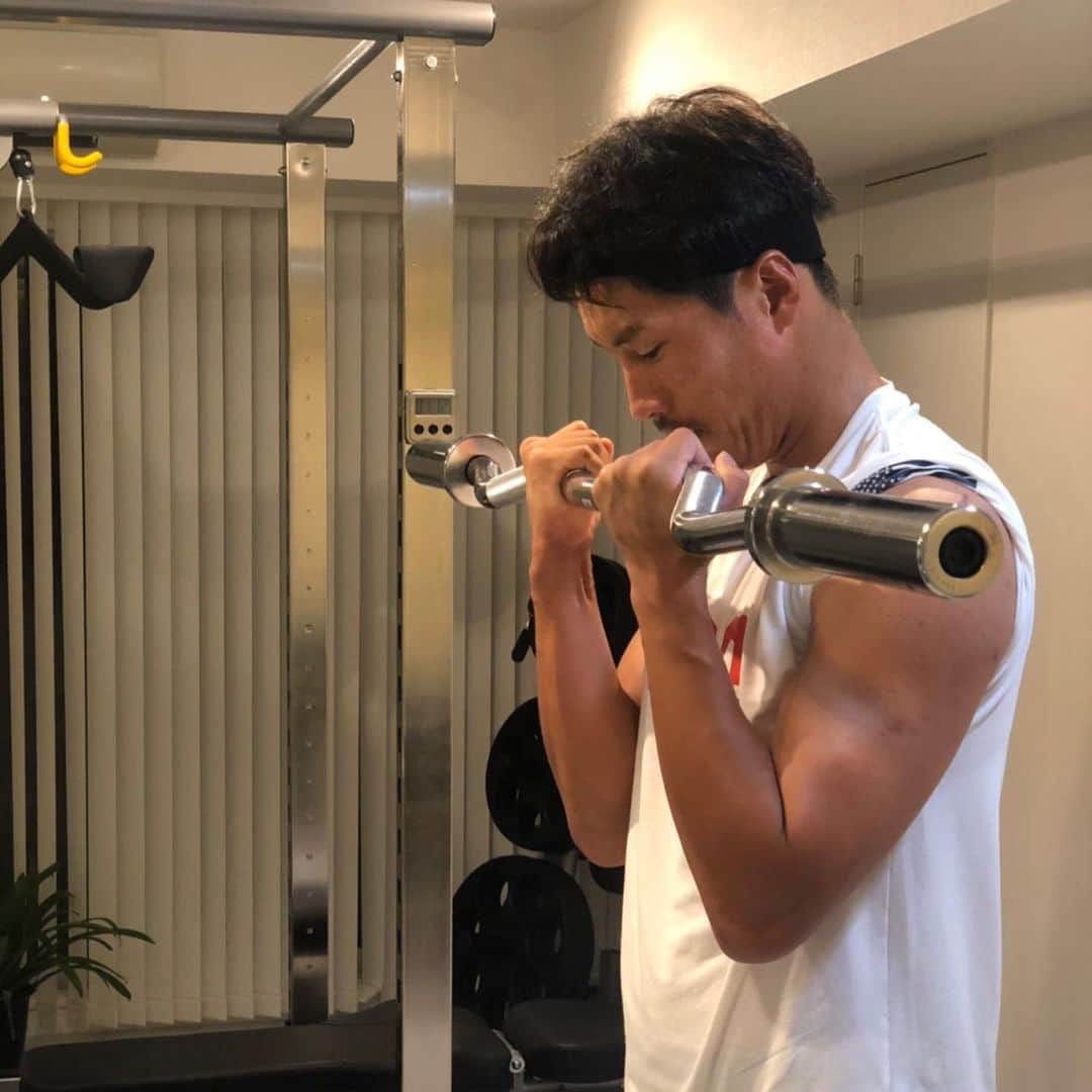 上田剛史さんのインスタグラム写真 - (上田剛史Instagram)「いつもお世話になってる @workout_tokyo  @moet_workout  に久々にトレーニングして来ました💪 皆さんも是非‼️」10月28日 19時16分 - tsuyoshi50
