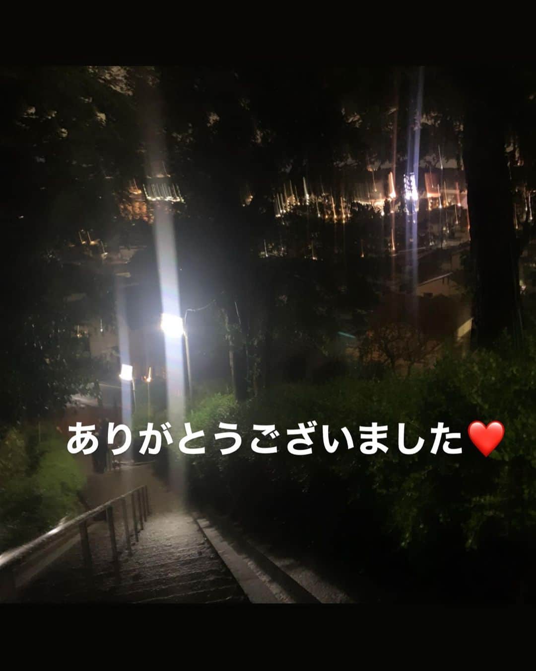 長谷川萌美さんのインスタグラム写真 - (長谷川萌美Instagram)「. . 高田天満宮例大祭 2019 雨が降っていたけど みんな楽しみにしていたお祭り だんだん雨も弱くなっていき 開催されて賑やかに♡ 屋台見たり夜景見たり楽しかったです✨ 皆さん風邪などひかないようにお気をつけください . 高台にあるので 横浜方面に望む景色がとても綺麗でした 私の写真はブレブレ🤳✨ . .  #ビタスイ #高田天満宮 #例大祭 #神奈川 #高田 #たかた #destiny鎌倉物語 #ロケ地 #夜景」10月28日 20時03分 - moemi_hasegawa