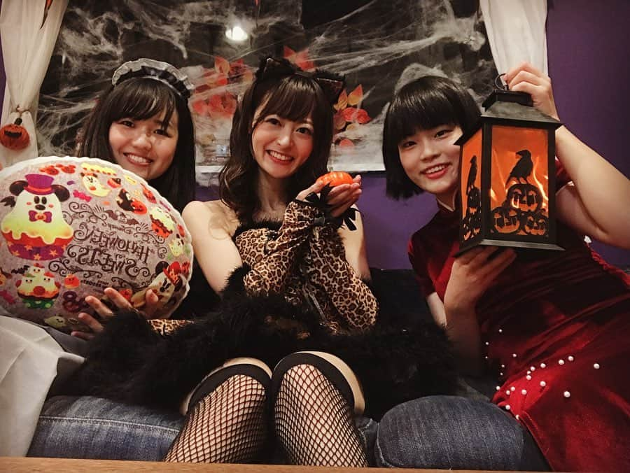 怜花さんのインスタグラム写真 - (怜花Instagram)「楽しかったー！！🎃💜 ・ ・ #halloween #halloweenparty #ハロウィン #ハロウィンパーティー  #仮装 #コスプレ #仮装女子会 #レンタルスペース」10月28日 20時05分 - reika_0419