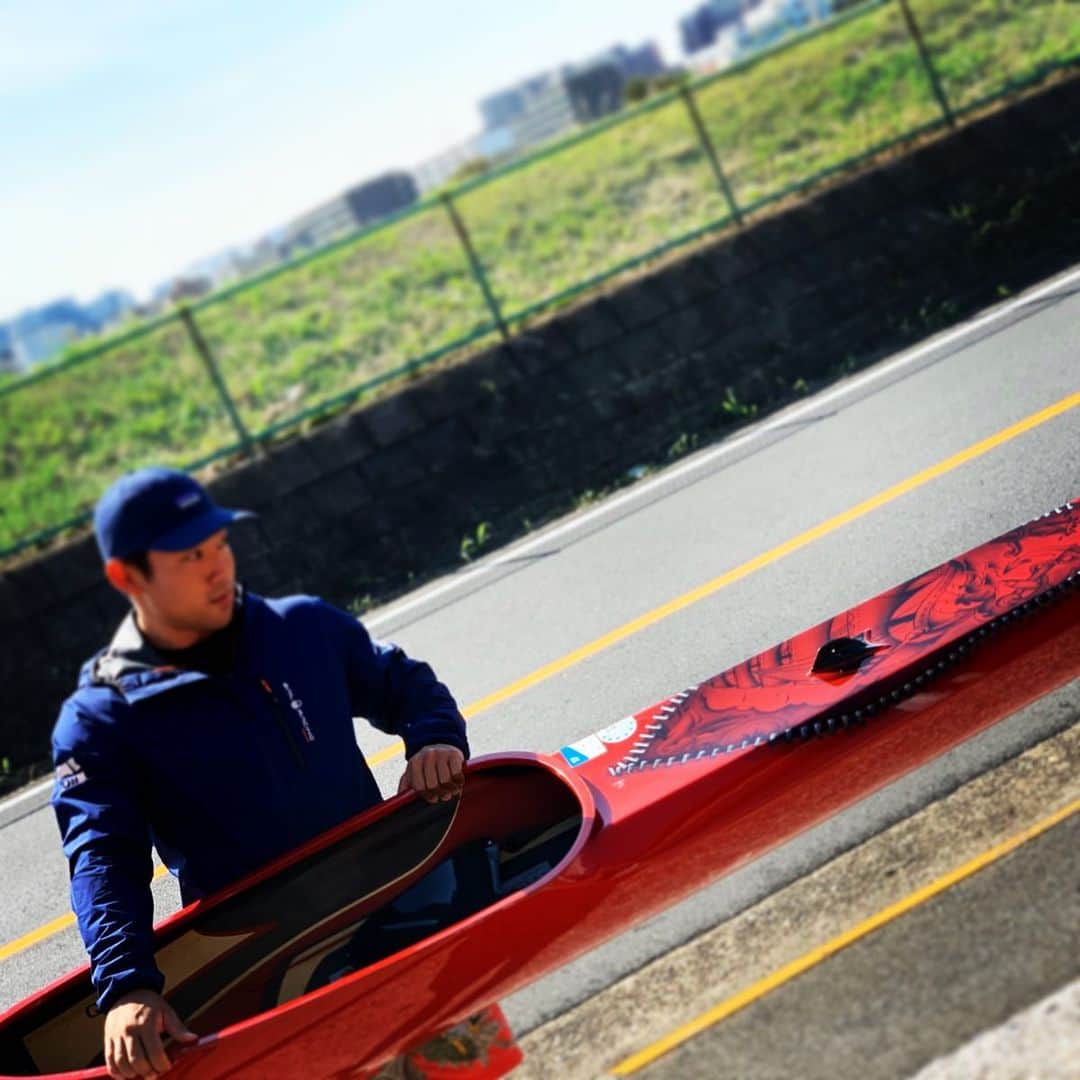 三浦伊織さんのインスタグラム写真 - (三浦伊織Instagram)「艇がピカピカに✨  @tack_canoe_works  @masumi_tack.ceo  ありがとうございました👍  #canoesprint  #kayak  #特訓  #soltandstone  #sailracing  #ピカピカ  #新艇  #みたい  #art」10月28日 21時09分 - iori.miura