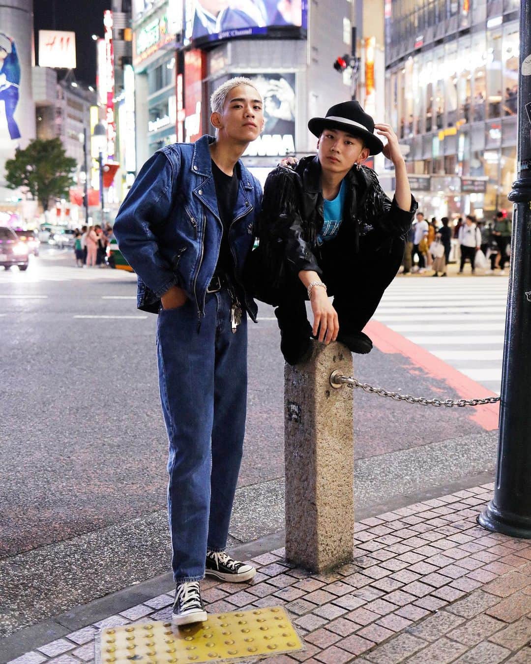 Droptokyoさんのインスタグラム写真 - (DroptokyoInstagram)「TOKYO STREET STYLE Name: @1ch1jp @ohta_seiya  #streetstyle#droptokyo#tokyo#japan#streetscene#streetfashion#streetwear#streetculture#fashion#ストリートファッション#fashion#コーディネート#omotesando#tokyofashion#japanfashion Photography: @cazumax」10月28日 21時24分 - drop_tokyo