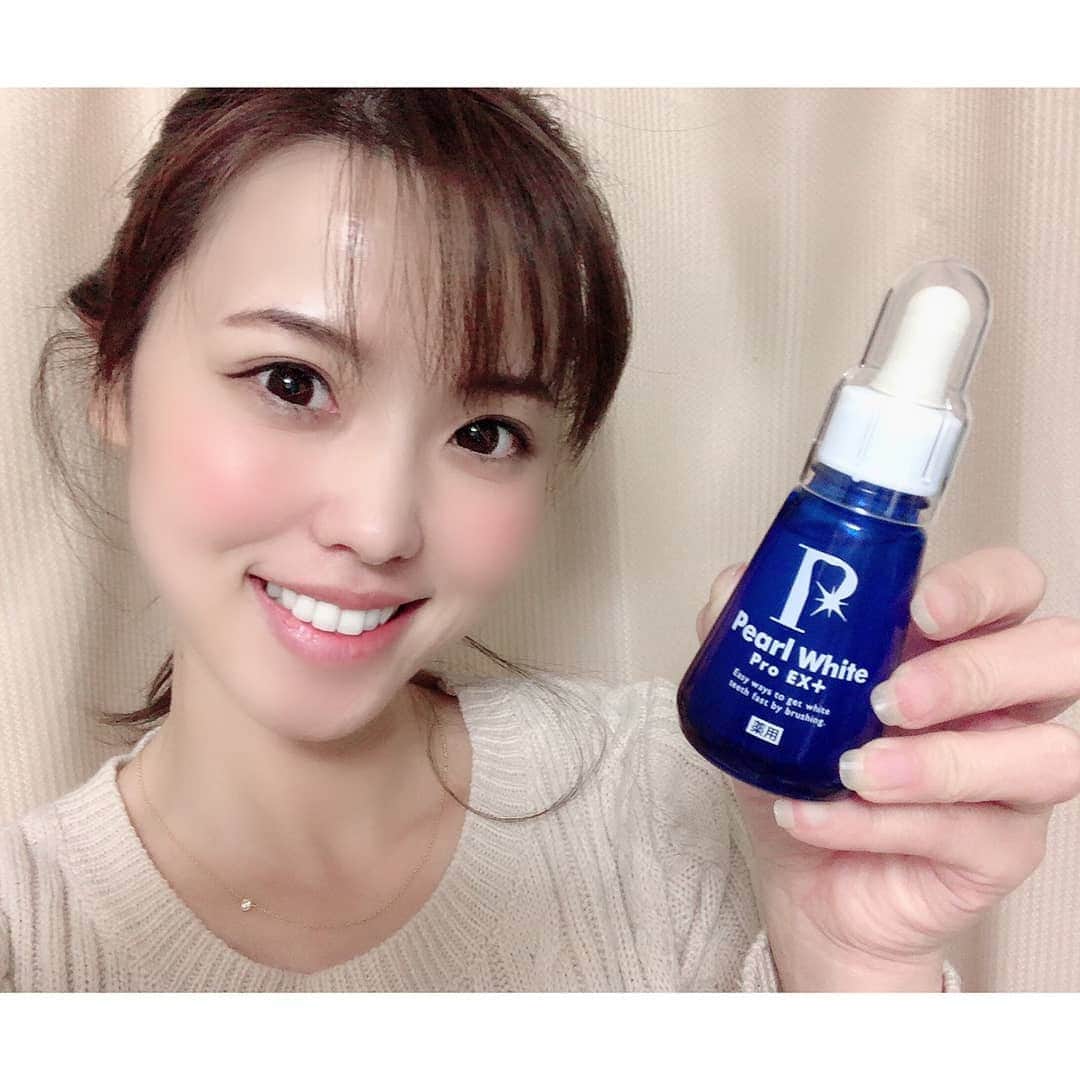 のインスタグラム：「今日も1日お疲れさまでした🌛 . 寝る前の歯磨き後に最近使ってるのは、 @pearlwhitepro .。o○ . パールホワイトPROEX プラスは 美容歯科もオススメしてる 本格ホームホワイトニングで、歯ブラシにつけて磨くだけで毎日簡単にホワイトニング出来るの♪ . とっても手軽だから続けやすいよ♡ 私も今から歯みがきして寝まーす！ . それではおやすみなさい😪💤 . #パールホワイトプロ #pearlwhitepro #pearlwhite #whitening #歯みがき #homewhitening #ホームホワイトニング #美容 #healthy」