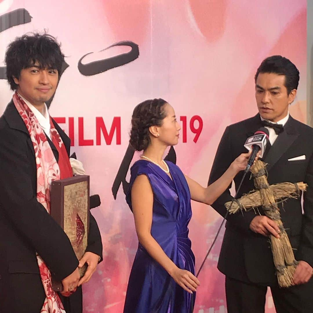 レイチェル・チャンさんのインスタグラム写真 - (レイチェル・チャンInstagram)「Film stars and film makers from all over the world gathered to open Tokyo International Film Festival 2019!  今日開幕した第32回東京国際映画祭のレッドカーペットインタビューを担当しました。国内外の映画人の想いや人柄に触れられる貴重な機会。11/5まで開催中です🎥 #tiff2019 #tokyointernationalfilmfestival #film #tokyo #japan #redcarpet #interviewer #東京国際映画祭　#レッドカーペット　#インタビュアー　#billingualemcee #バイリンガル司会　#バイリンガルmc #somarta #ソマルタ」10月28日 21時34分 - rachelchanjpn