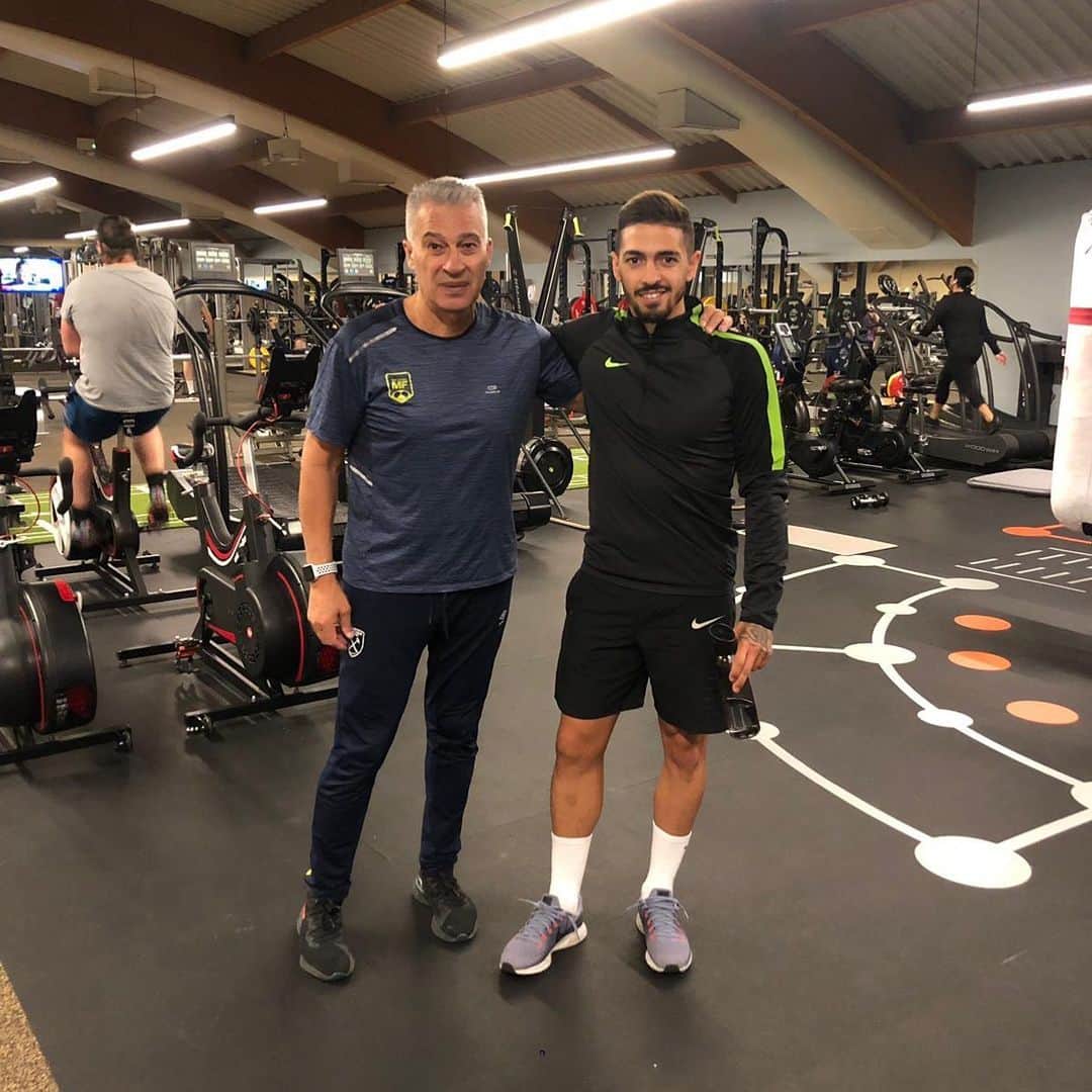 マヌエル・ランシニのインスタグラム：「Que lindo volver a verte miguelon 🙌🏼🙏🏼💪🏼 #lomejorestaporvenir」