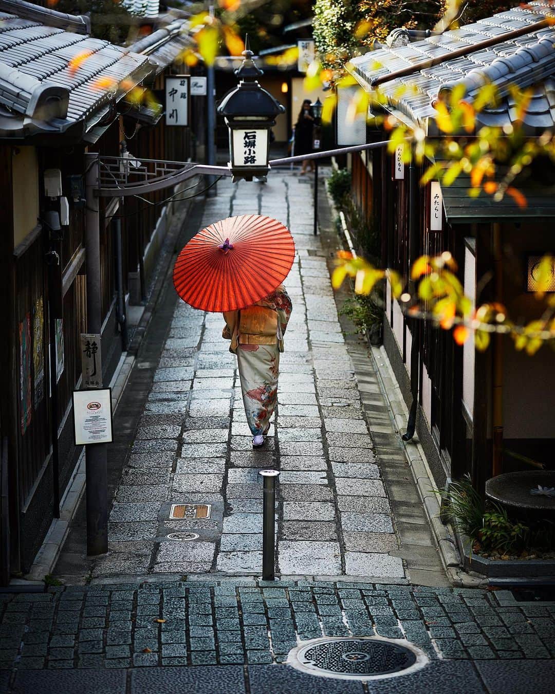 Najiiのインスタグラム：「Alley in Kyoto」
