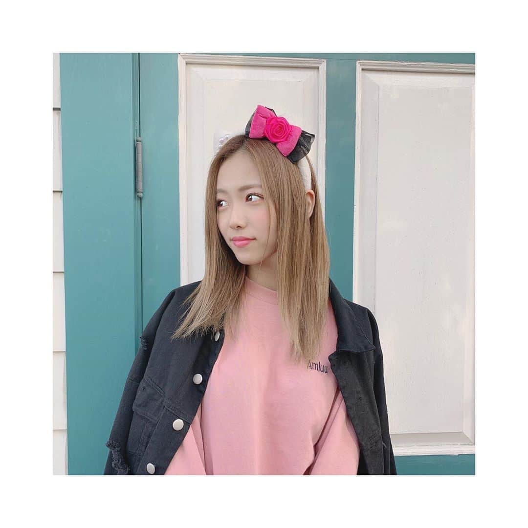 森田彩花のインスタグラム：「USJ👻🎃🍭 ． ホラーナイト行ってきた👻 2回は行けたから満足〜👻 皆は行った〜⸜❤︎⸝‍？ ． またまた梨奈ちゃんと❤️❤️ トレーナーは、#amiuuwink ❤️ ． #usj #ホラーナイト #ミニオン #amiuuwink #りなてぃん #コメよろ #いいねよろ」