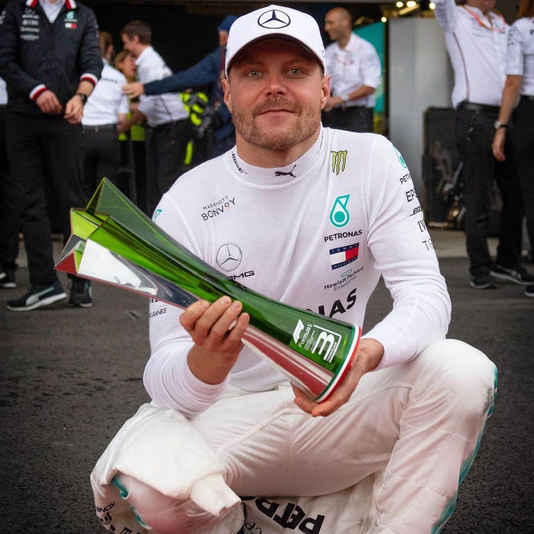 MERCEDES AMG PETRONASさんのインスタグラム写真 - (MERCEDES AMG PETRONASInstagram)「‪Another one 👌 That’s 14 podiums for @valtteribottas in 2019! ‬His best tally of podiums in a season ever! ‬He takes the title fight onto the USA after a mega drive 👊 • ‪#MexicoGP #MercedesAMGF1 #MercedesAMG #F1 #PETRONASmotorsports #VB77 #F1esta @valtteribottas」10月28日 23時13分 - mercedesamgf1