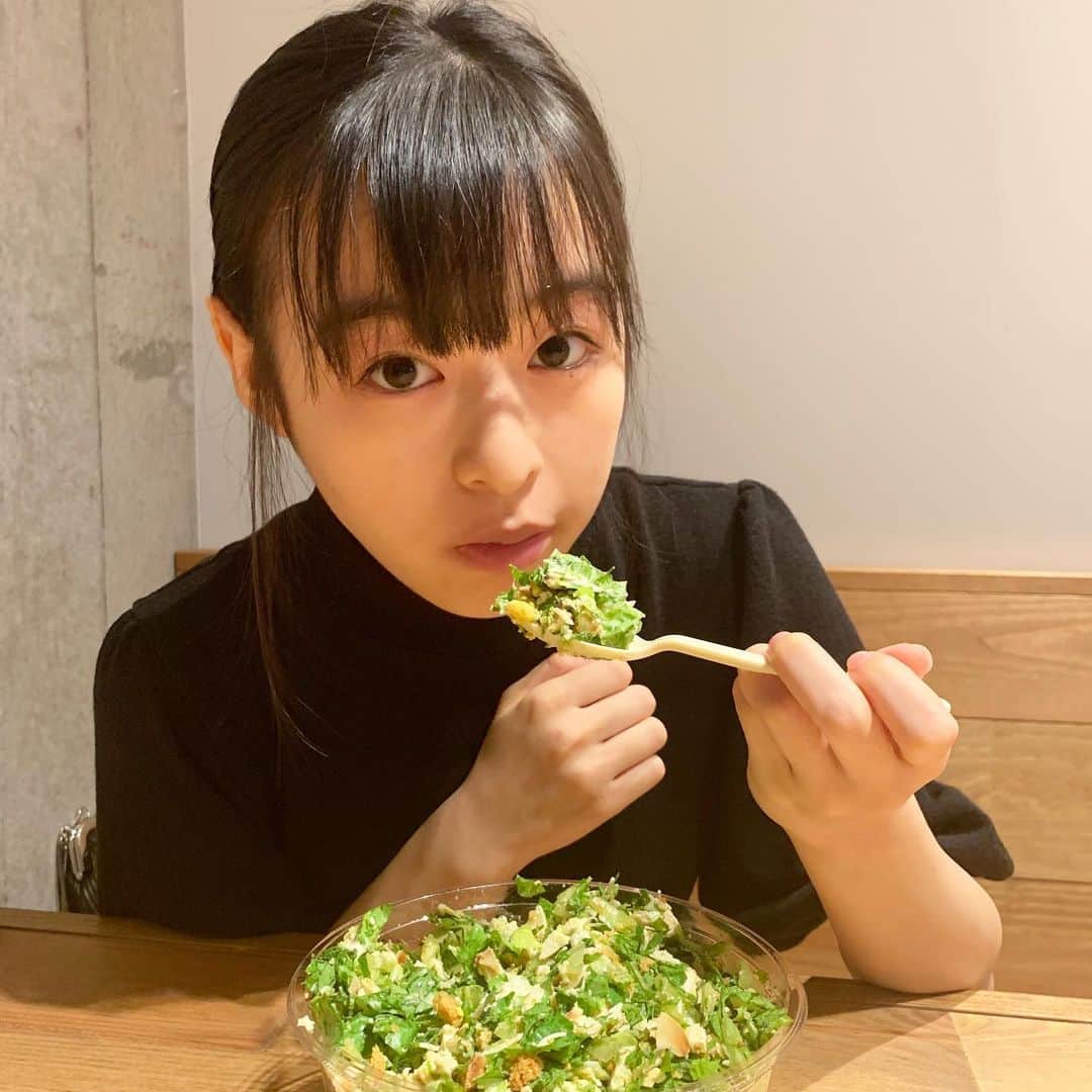 森七菜さんのインスタグラム写真 - (森七菜Instagram)「🥗🥗 #サラダ好き #野菜2倍 #お肉も好きだけど #野菜も食べたいお年頃！笑」10月28日 23時15分 - morinana_official